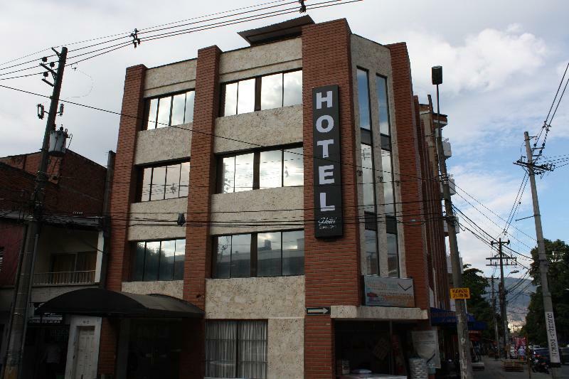 Hotel Saint John Medellin Exterior photo